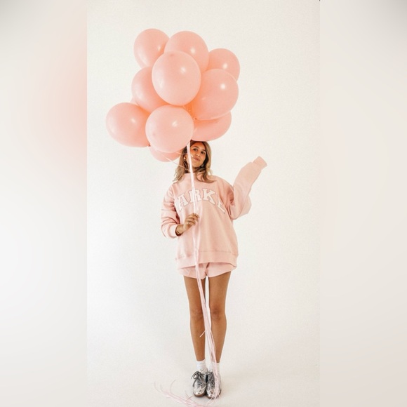 ⭐️MAJOR ISO⭐️ Parke Varsity Mockneck Sweatshirt & Sweatshorts in Cotton Candy - Picture 2 of 3